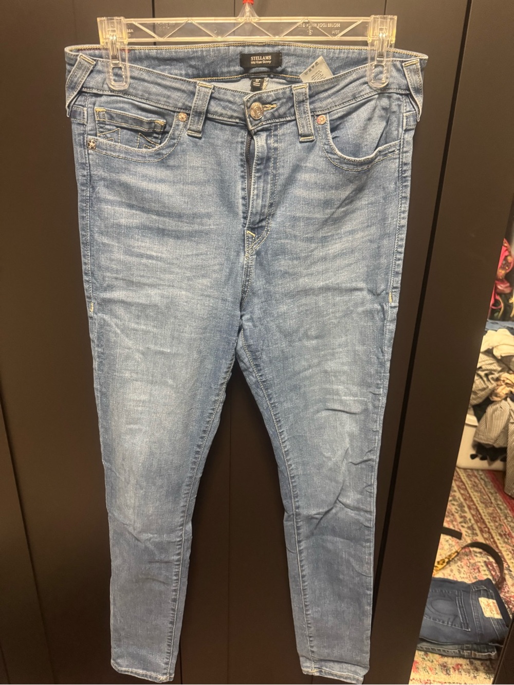 True Religion Women's Light Blue Skinny Jeans with Signature Pocket Stitching - Picture 5 of 5